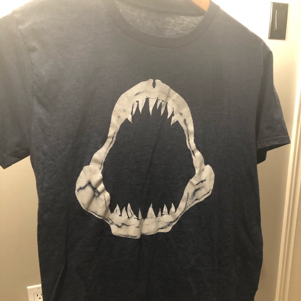 VGC 8/10 Threadless men’s unique T-Rex mouth design short sleeve T-shirt SZ S!